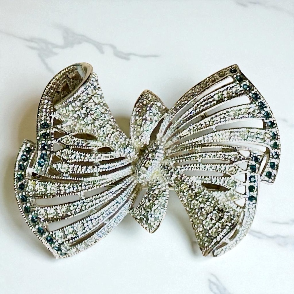 Vintage Napier Crystal Paved Ornate Bowtie Brooch Jewelry Pin New NOS Unused